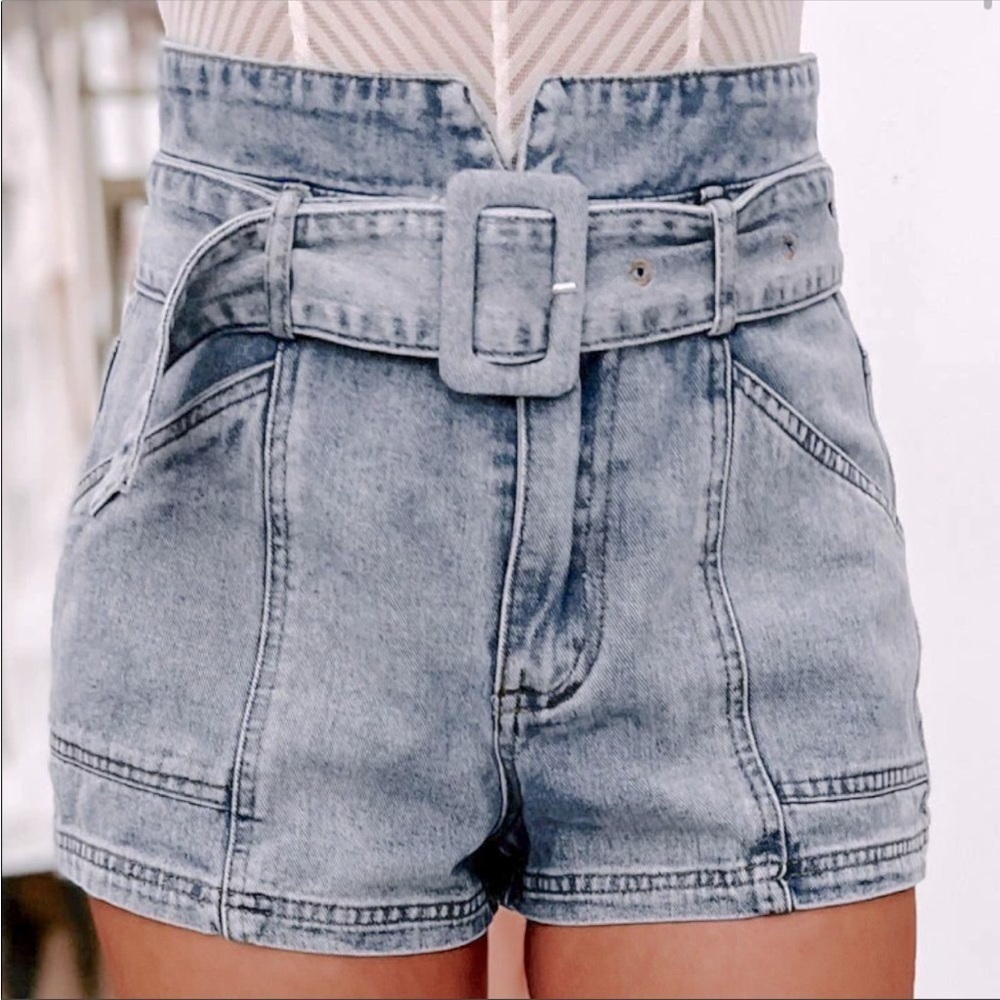 Le Lis Kesha High Waisted Denim Shorts M